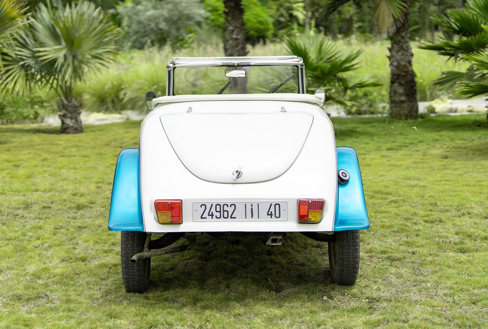 Citroën 2CV : arrière