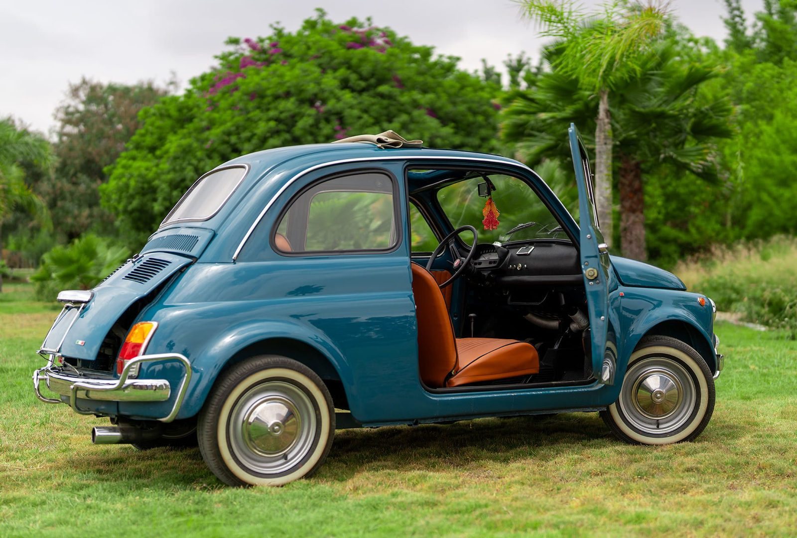 Fiat 500 Nuova : portière ouverte